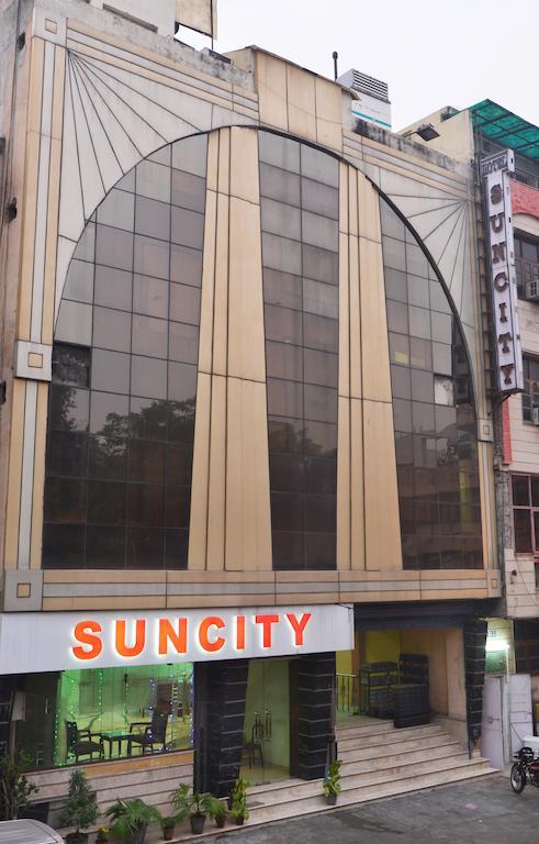 Hotel Suncity Delhi  Exterior photo